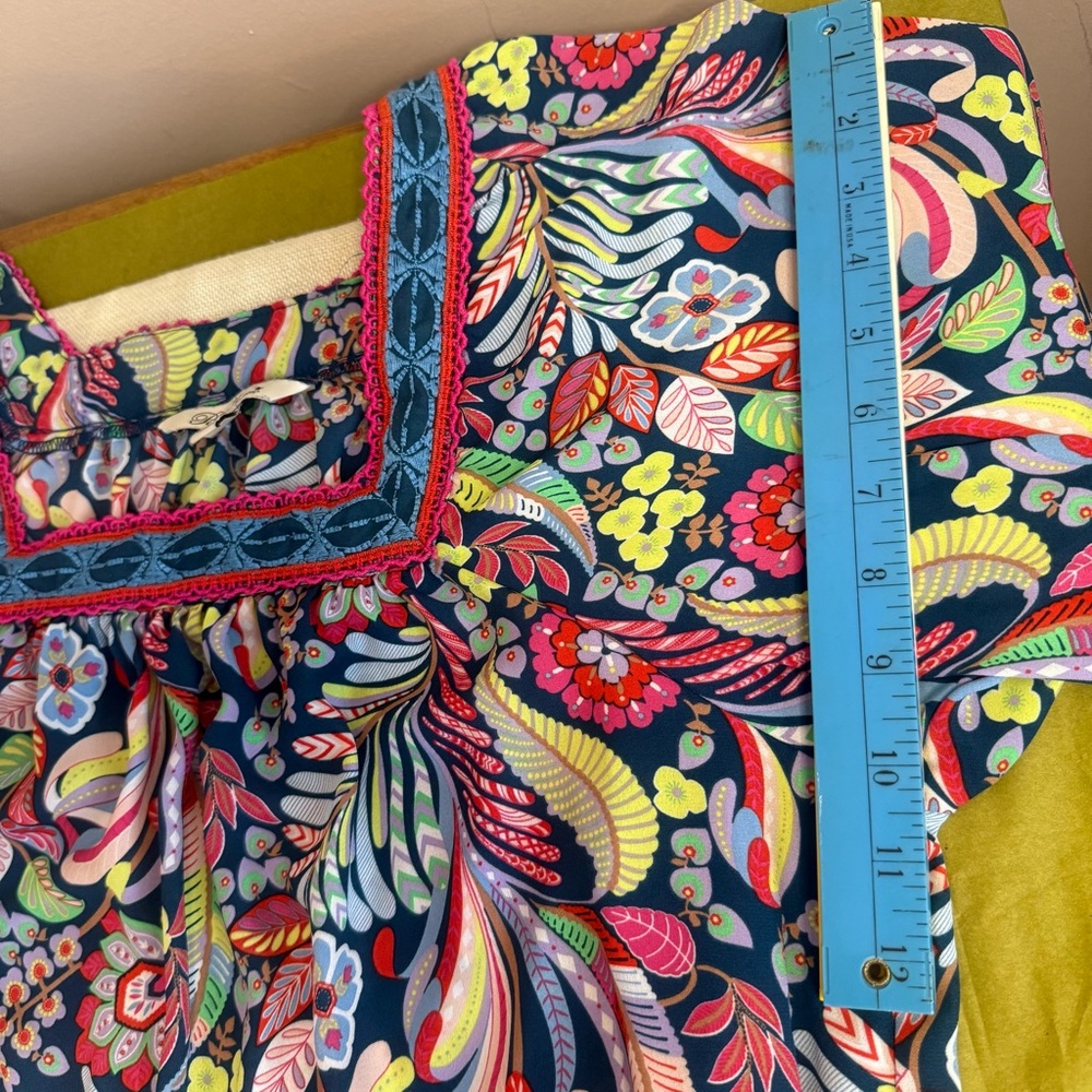 The Pioneer Woman Colorful Floral Blouse - Picture 10 of 10